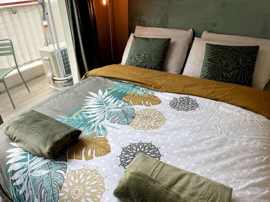 La Room: Seaside Apartment + Terrace + Parking Menton Eksteriør bilde